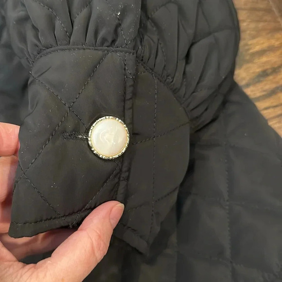 GIRL WITH CURVES Quilted Jacket with Gold/Pearl Buttons Puff sleeve Size XS - Picture 6 of 10